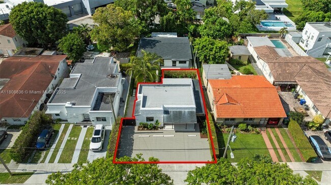 property at 2440 SW 3rd St