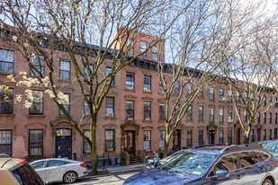 118 Saint Marks Pl Apartments