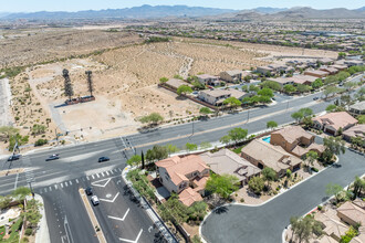 9704 Bolton Landing Ct in Las Vegas, NV - Building Photo - Building Photo