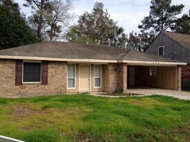 205 Timothy Dr in Lafayette, LA - Building Photo