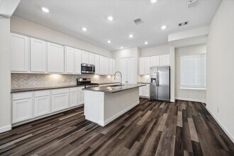 1411 Adell Rose Ln in Houston, TX - Building Photo - Building Photo