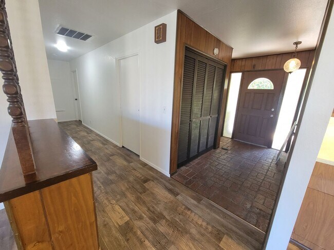426 Stanmar Dr in Corning, CA - Building Photo - Building Photo