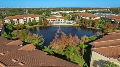 12950 Positano Cir in Naples, FL - Building Photo - Building Photo