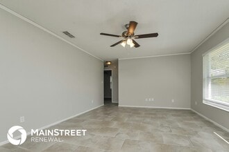 808 Pebblewood Dr in Brandon, FL - Foto de edificio - Building Photo