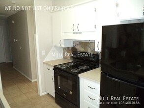 5704 NW 33rd St in Oklahoma City, OK - Building Photo - Building Photo