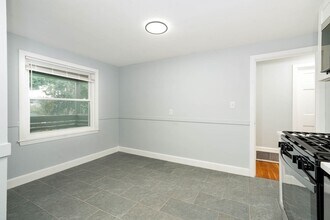 21 Langley Cir in Quincy, MA - Building Photo - Building Photo
