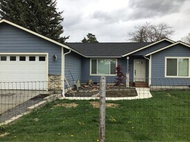 2603 S 86th Ave in Yakima, WA - Building Photo
