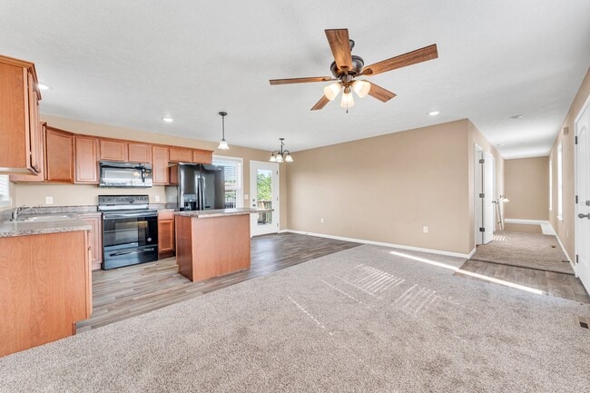 273 Sunrise Cv in Branson, MO - Building Photo - Building Photo