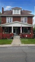 415 Woodlawn Ave in Beckley, WV - Building Photo