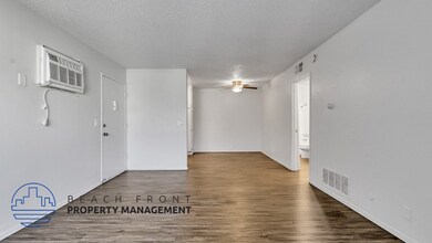 Parkview Terrace Apartments in El Monte, CA - Foto de edificio - Building Photo