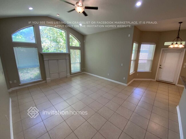 149 Oak Common Ave in St. Augustine, FL - Foto de edificio - Building Photo