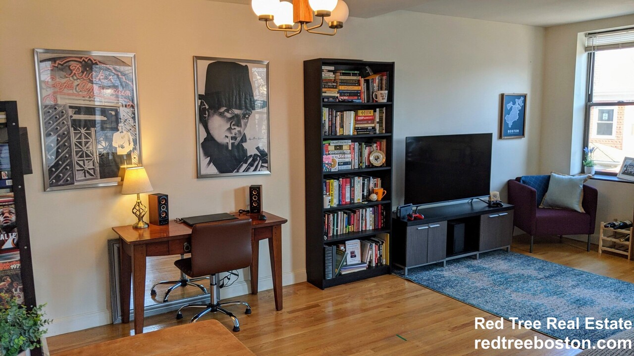 29 Brainerd Rd, Unit 203 in Boston, MA - Building Photo