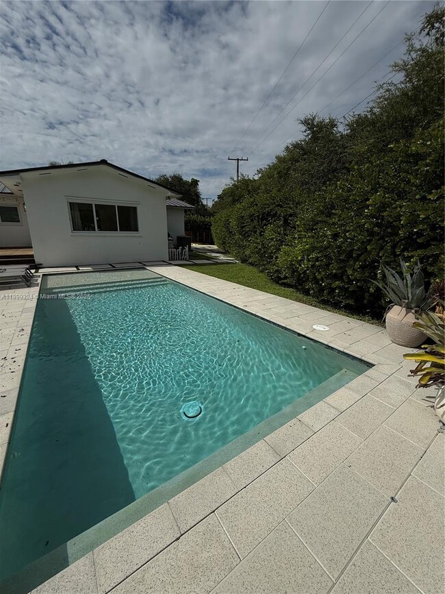 property at 675 NE 93rd St