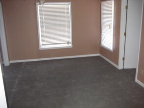 1108 W 4th St in Arlington, TX - Building Photo - Building Photo