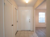 10706 Dusty Trail Dr in Houston, TX - Building Photo - Building Photo