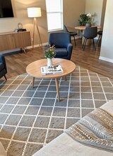 5717 Manila Dr in El Paso, TX - Foto de edificio - Building Photo