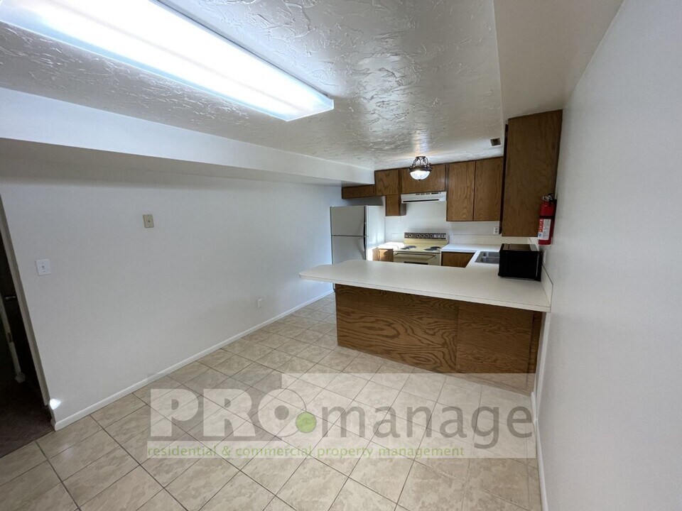 245 I St in Idaho Falls, ID - Foto de edificio