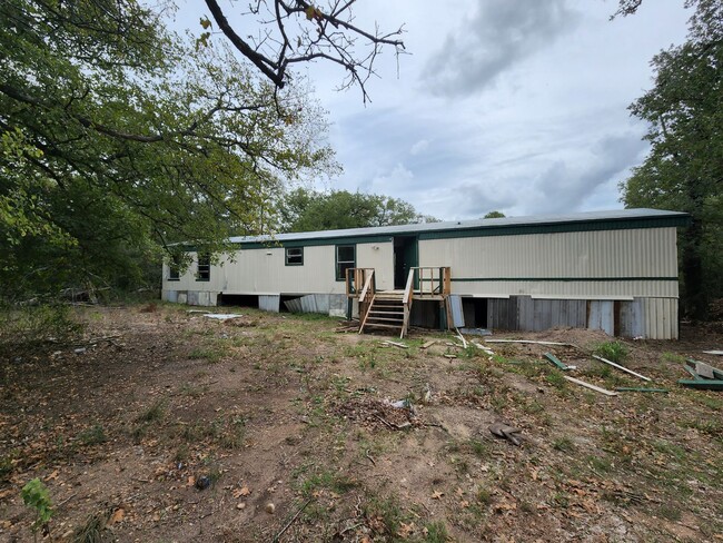 8315 Burleson Manor Rd in Manor, TX - Building Photo - Building Photo