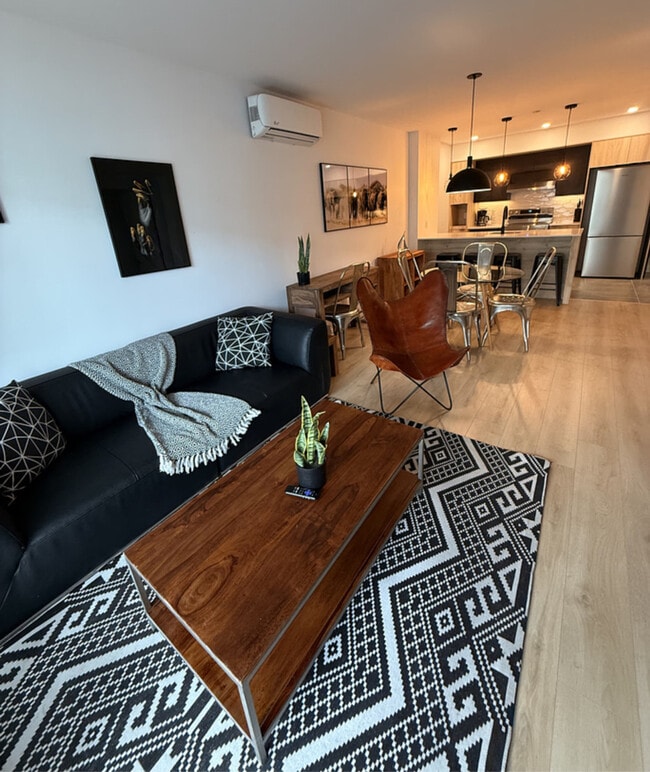 2947F Rue du Grand Voyer, Unit SI ID1519874P in Québec, QC - Building Photo - Building Photo
