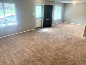 13041 W Ohio Ave in Lakewood, CO - Foto de edificio - Building Photo