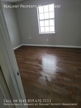 425 Lenney Dr in Lexington, KY - Building Photo - Building Photo