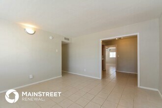 4649 E 14th St in Tucson, AZ - Foto de edificio - Building Photo