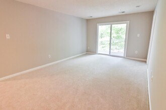 12902 Churchill Ridge Cir in Germantown, MD - Building Photo - Building Photo