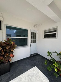 935 8th St, Unit 7 in Miami Beach, FL - Building Photo - Building Photo