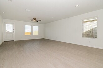 1285 Wedge Leaf Ln in Heath, TX - Building Photo - Building Photo