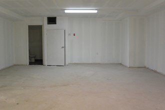 328 Grand St in New York, NY - Foto de edificio - Building Photo