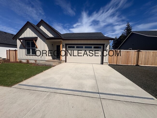 88097 Jameson Way in Veneta, OR - Building Photo - Building Photo