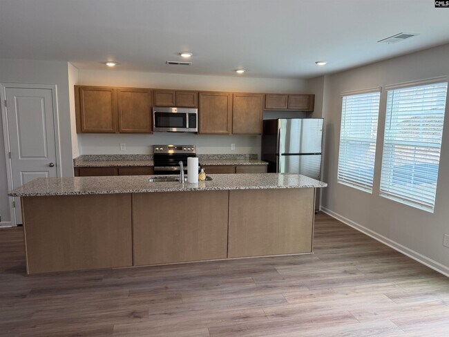 3040 Hallsdale Dr in Elgin, SC - Building Photo - Building Photo