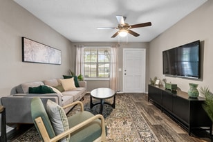 Villas at Deer Park Apartments in Lutz, FL - Building Photo