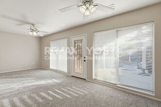 2069 N Pebble Beach Dr in Casa Grande, AZ - Building Photo - Building Photo