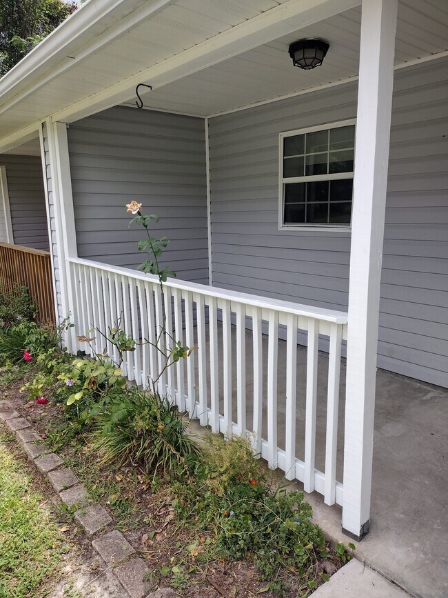 property at 209 S Island St
