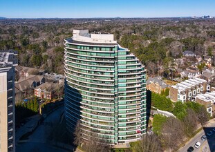 Park Regency Condos in Atlanta, GA - Building Photo - Building Photo