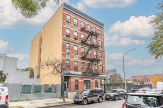 296 Columbia St in Brooklyn, NY - Building Photo - Building Photo