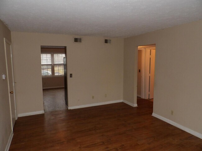 102 Woodhill Ln-Unit -2 in Frankfort, KY - Building Photo - Building Photo