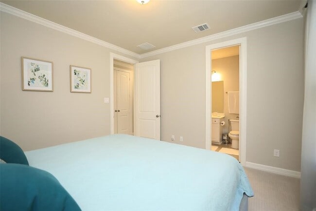 13426 Stoneleigh Terrace Dr