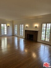 326 N Orange Dr in Los Angeles, CA - Building Photo - Building Photo