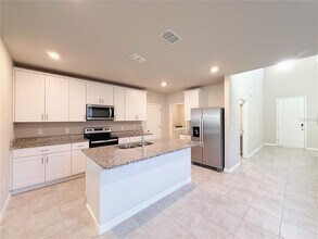 17341 Cagan Crossings Blvd in Clermont, FL - Building Photo - Building Photo