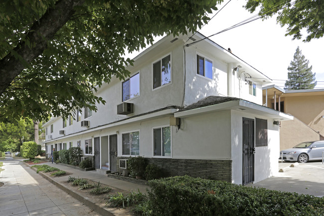 2001 18th St in Sacramento, CA - Building Photo - Building Photo