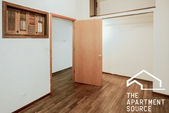 875 W Lill Ave, Unit B3 in Chicago, IL - Building Photo - Building Photo