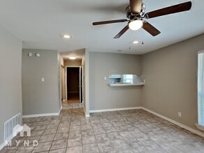 1601 Cardinal Dr in Ennis, TX - Building Photo - Building Photo