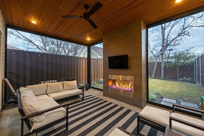 property at 416 Grandview Ave