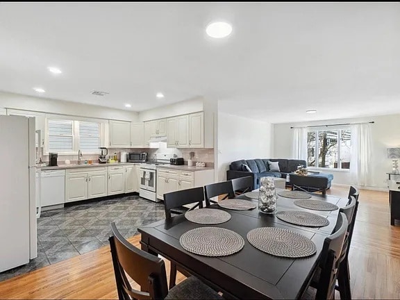 42 Van Buren St, Unit 1 in Newark, NJ - Foto de edificio