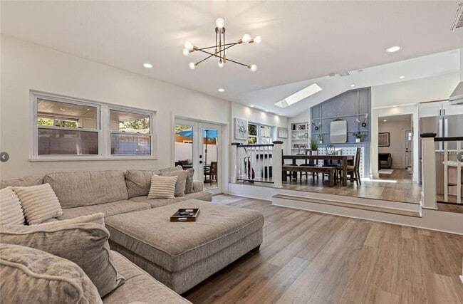 7120 3rd Ave N in St. Petersburg, FL - Building Photo - Building Photo