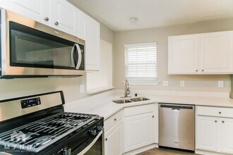 4070 Lions Gate in Douglasville, GA - Building Photo - Building Photo