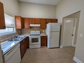 1605 Shearwater Dr in Jacksonville, FL - Building Photo - Building Photo