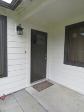 8110 SW Thorn St in Tigard, OR - Building Photo - Building Photo